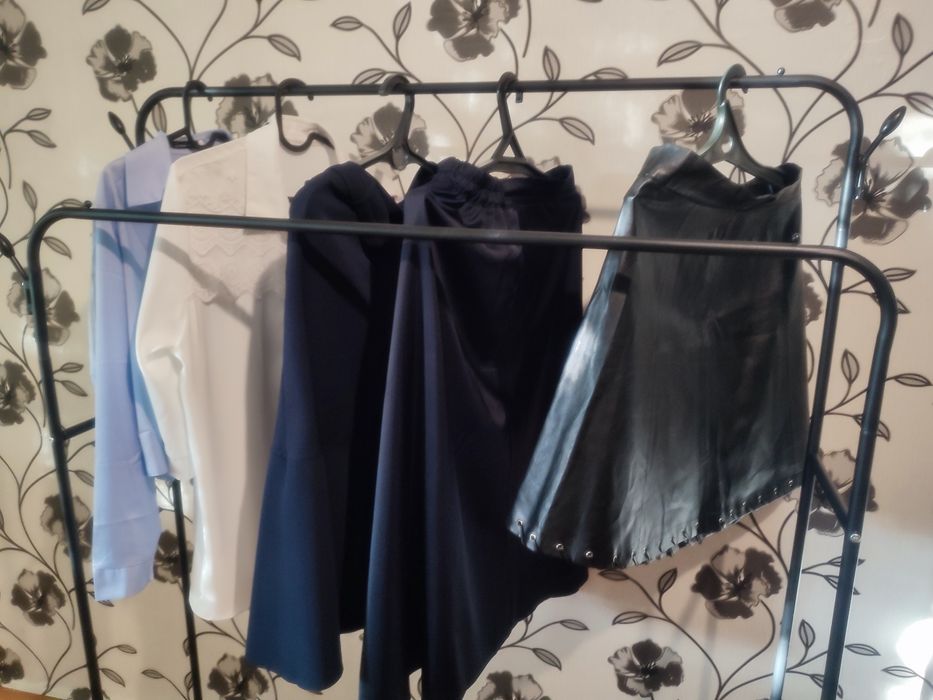 Юбки школьные офисные