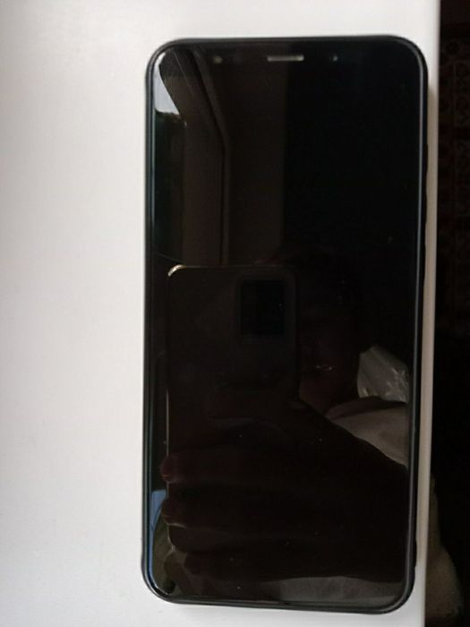 Xiami 5 plus sotiladi