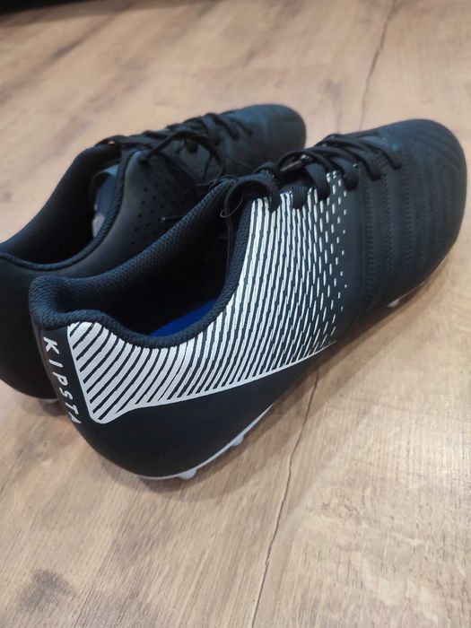 Футболни бутонки Kipsta - 45 размер