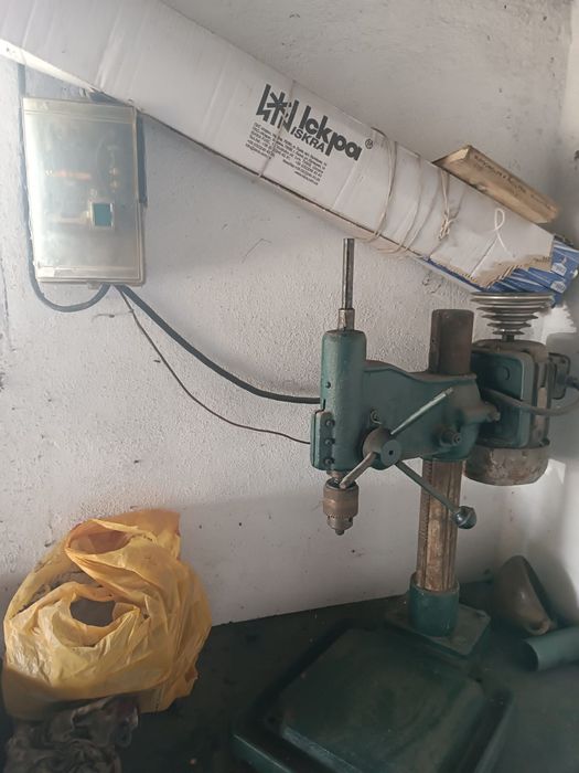 Продам сверлильный станок