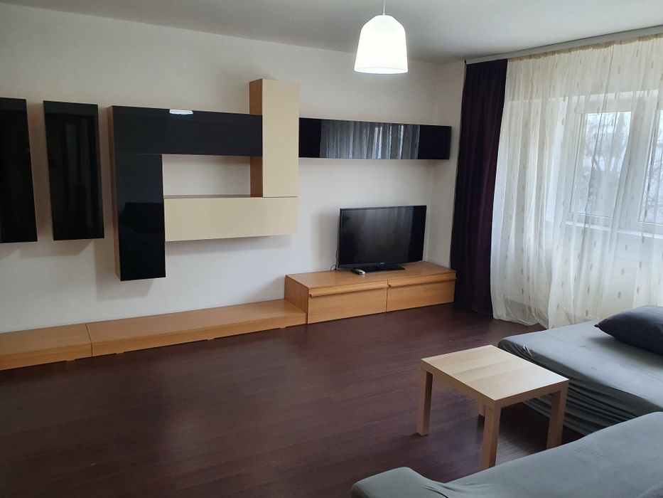 Închiriez apartament Bld. Octavian Goga stradal, vedere stradala