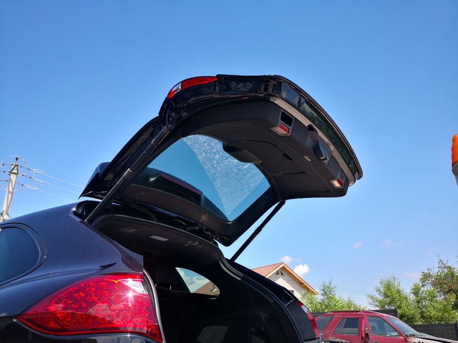 Dezmembrari grup aripa spate prag turbina modul porsche cayenne 7p