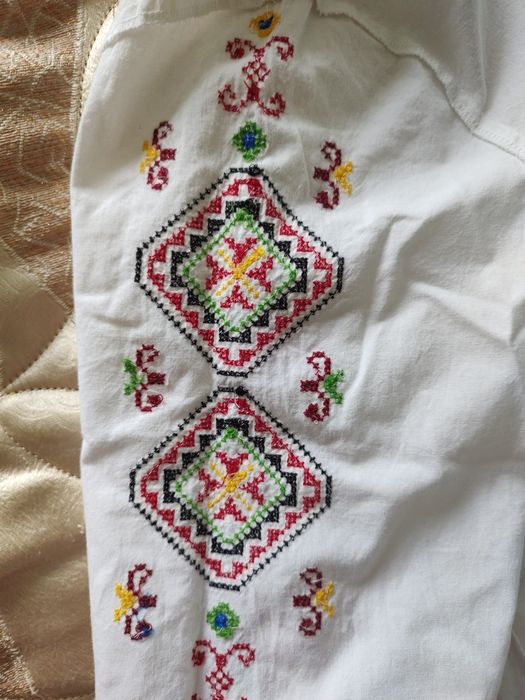 Дамска риза за народна носия