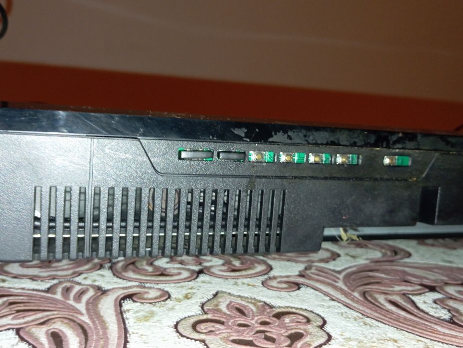 Телевизор Elenberg