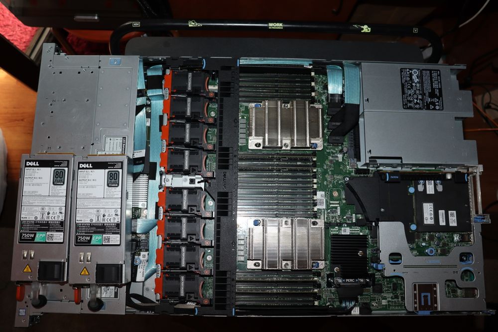 Server Dell PowerEdge R640 1U 10 Bays-8 NVME 40 Cores 128Gb