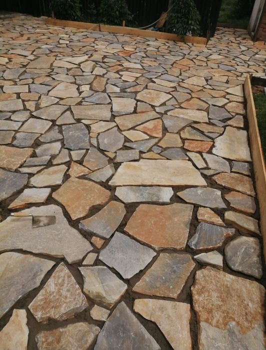 Piatra naturală de munte