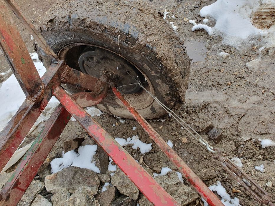 Vând caruța sau schimb cu oi