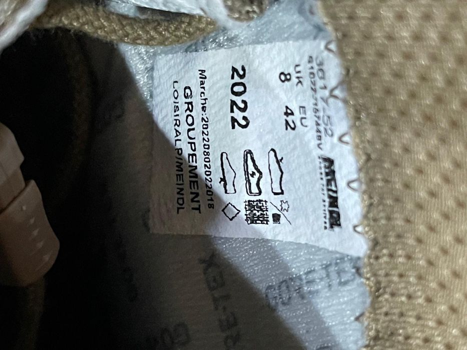 Bocanci Meindl, goretex, marimea 42
