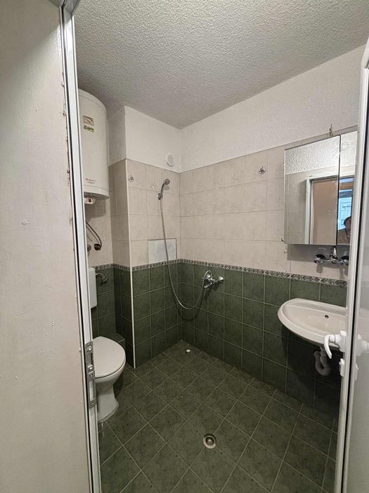 Дава се под наем Двустаен апартамент в София, Красно село - 60 кв.м за 562 € - Снимка #3