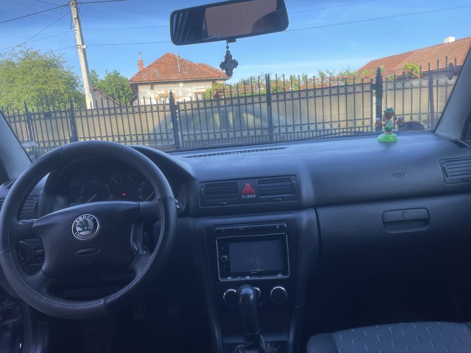 Skoda Octavia 1Tour