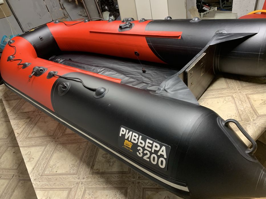 Лодка Ривьера 3200 ск