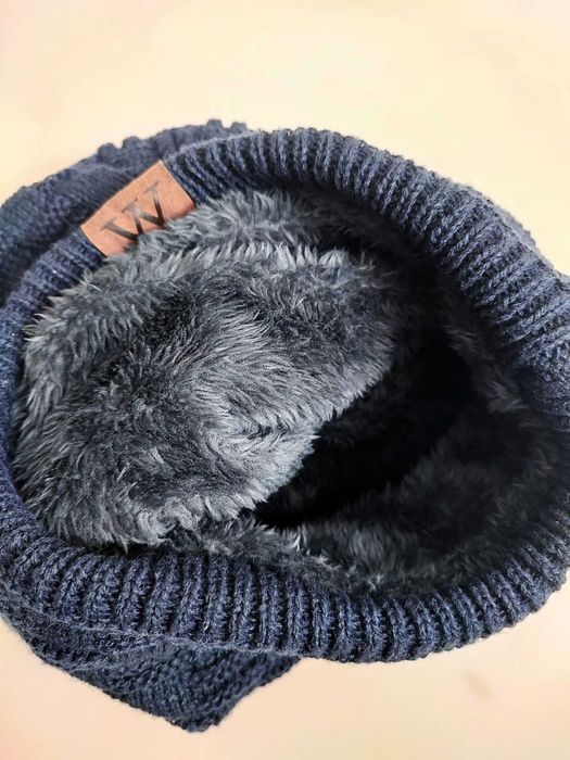 Зимна шапка с дебела подплата