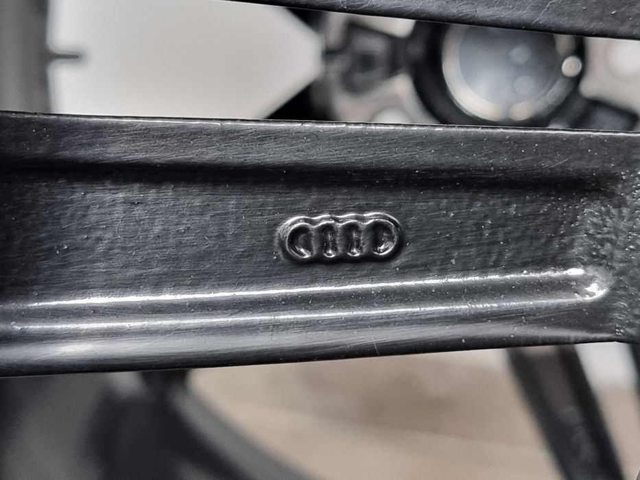 19" Оригинални джанти Audi A4 A5 A6 A7 A8 Q3 Q5 Q7 5×112 8.5J ET32