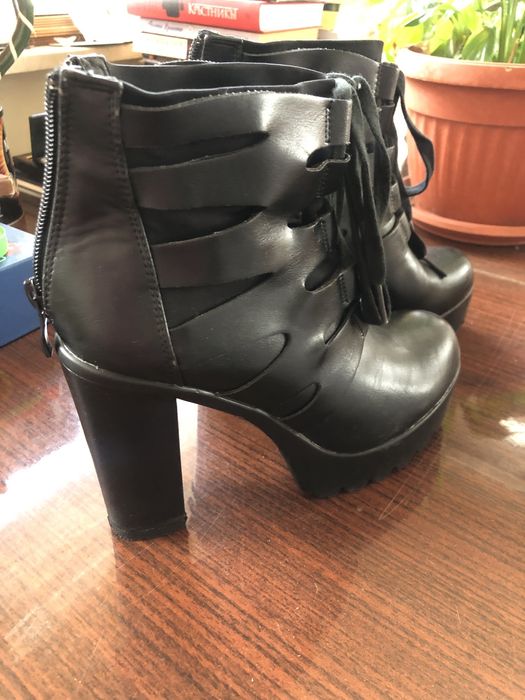 Дамски боти