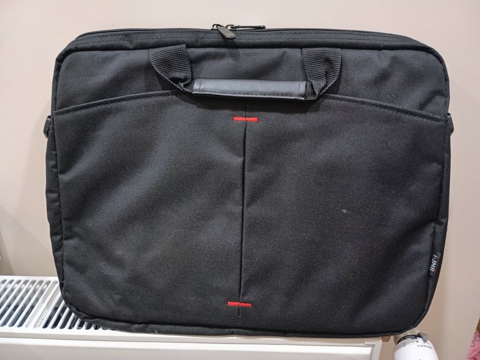 Нова чанта за лаптоп