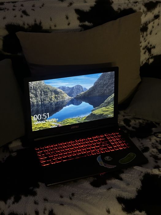 Ноутбук игровой MSI GL63 8RD СРОЧНО