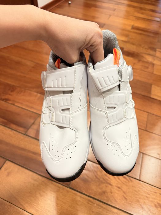 Кроссовки для гольфа