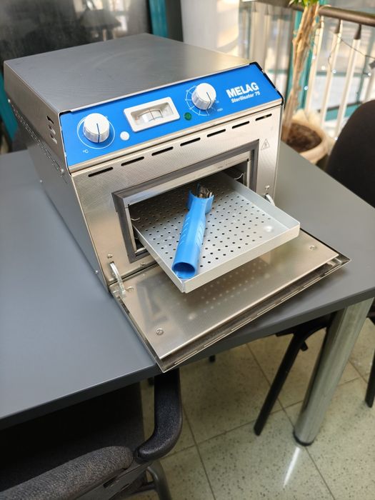 Медицински стерилизатор MELAG 75