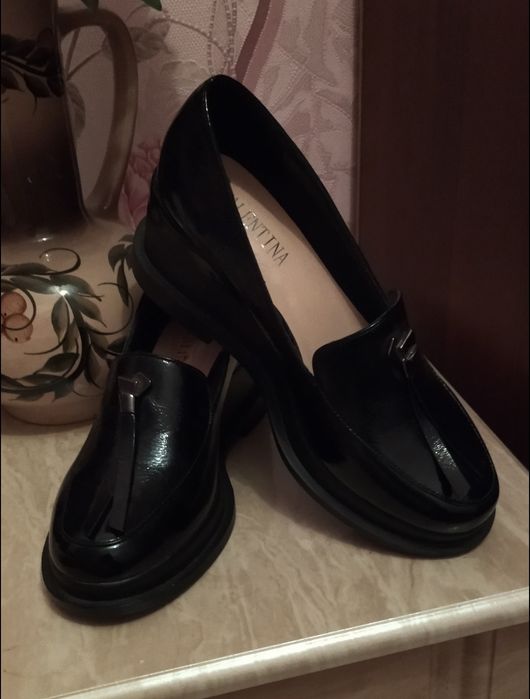 Продаю  туфли на  осень.