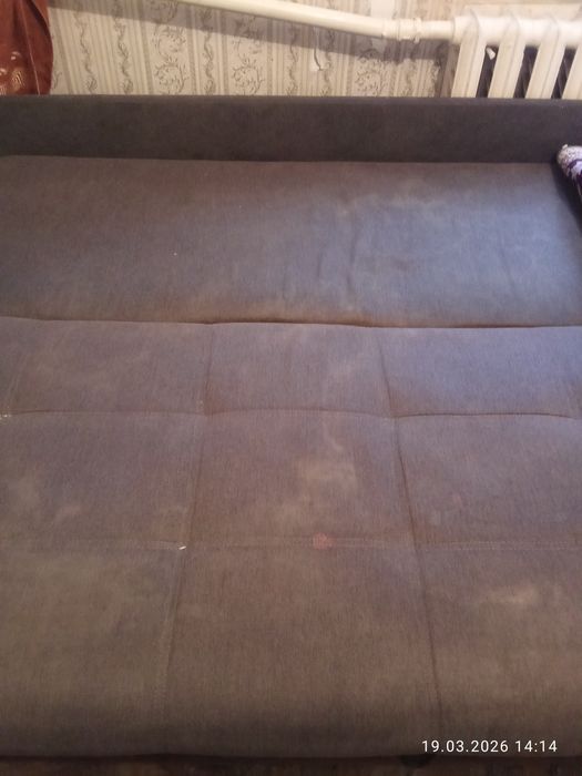 Продам диван срочно