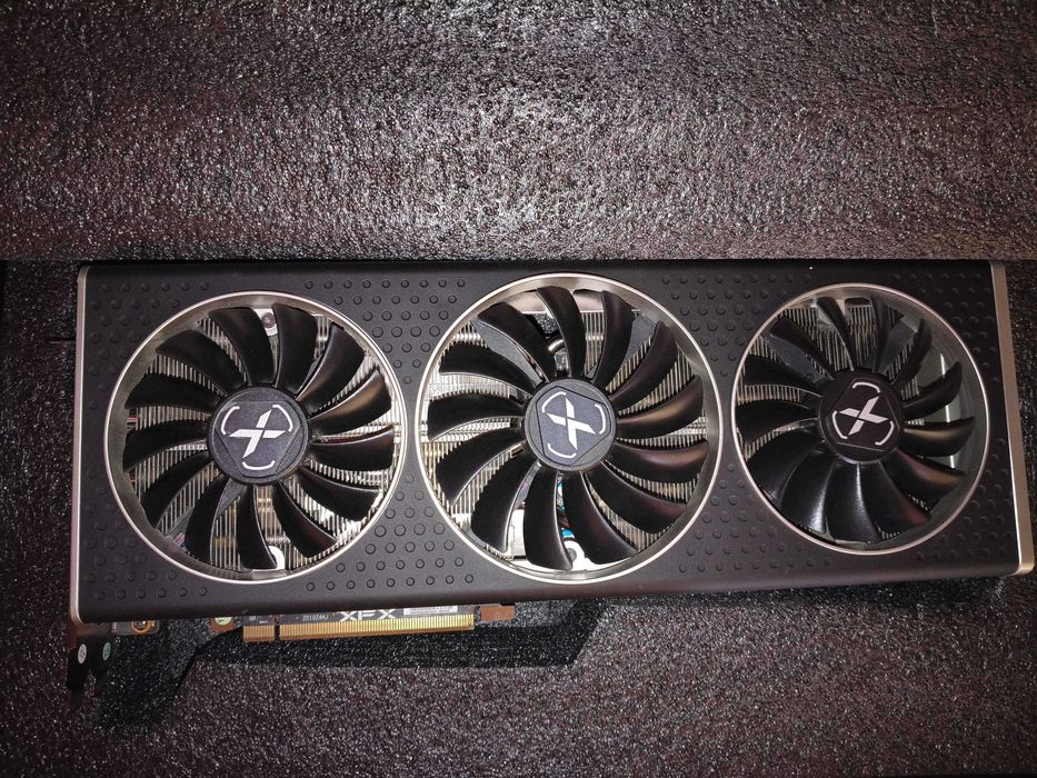 Placa video RX 6700XT 12GB VRAM AMD Radeon XFX 319 Qick