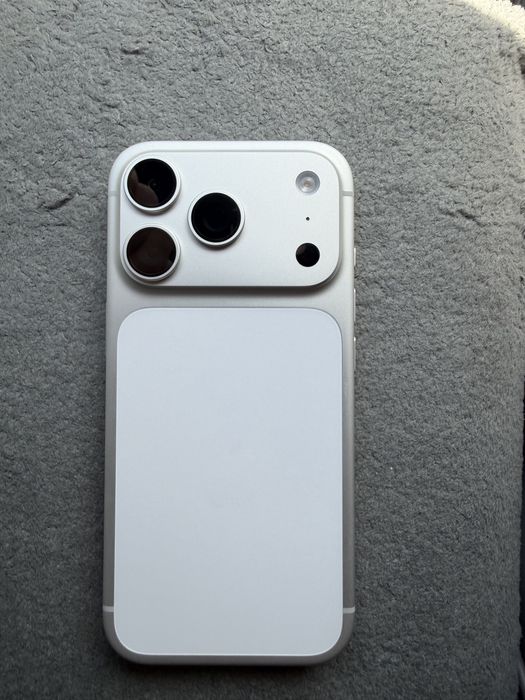 Новый Iphone 17 pro 256