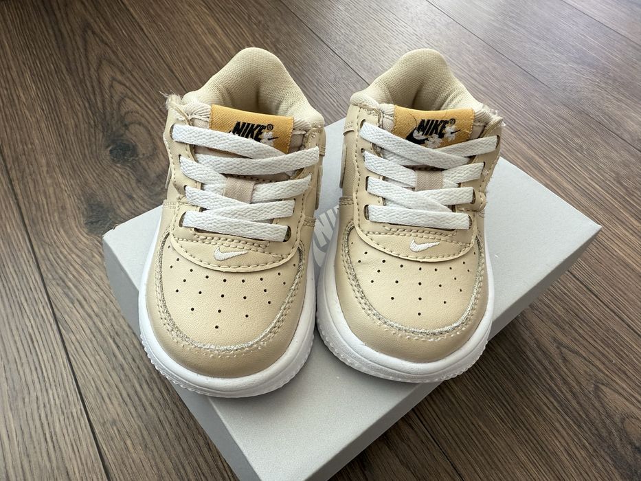 Детски маратонки Nike Force 1, Adidas Ozweego, Zara