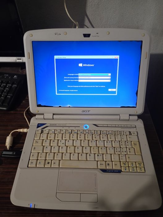 Vând laptop Acer