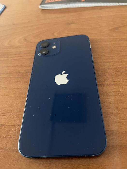 Продам iPhone 12 blue