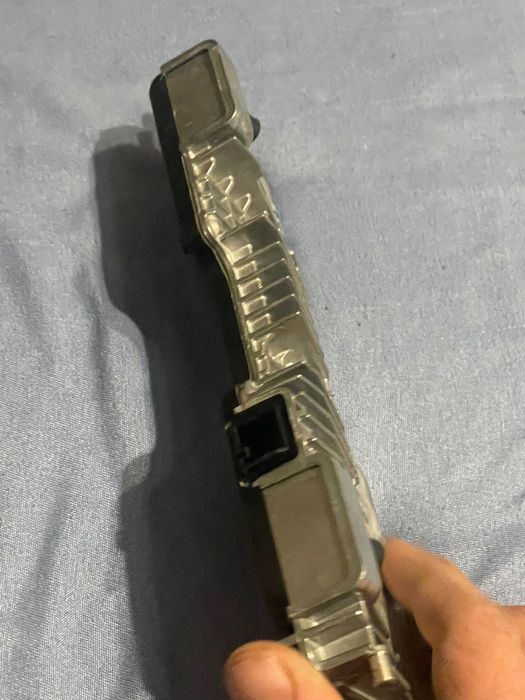 Mercedes cla  камера на предното стъкло и сензор за защита