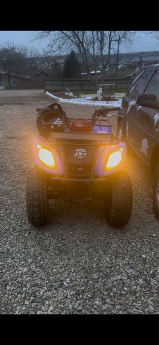 Vând atv stare perfectă