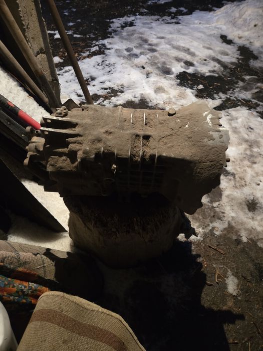 Продам коробку от Е34