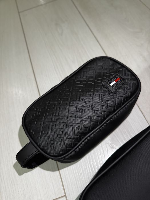 Мъжка чанта/ несесер / Tommy Hilfiger / Hugo/