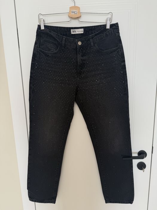 Zara черни дънки с камъни, р-р 38