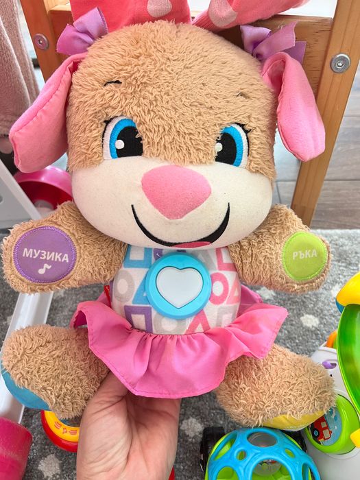 Музикална въртележка облачета, Куче fisher price