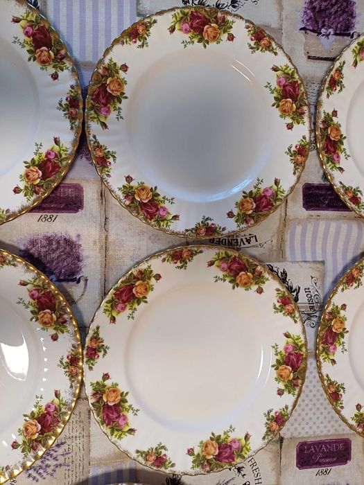 Royal Albert Old Country Roses чинии големи за основно 26 см.