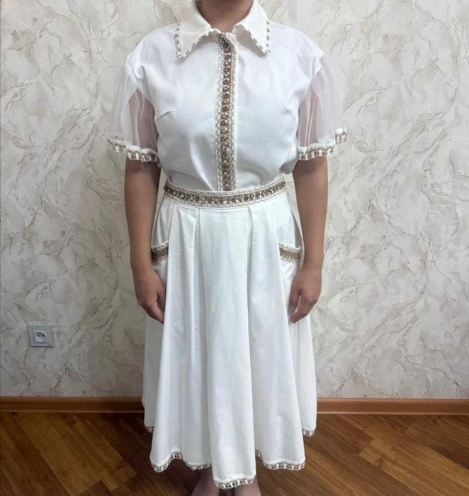 Продам платье недорого