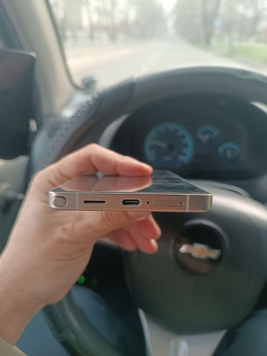 Продаётся Samsung S 25 Ultra 12/256