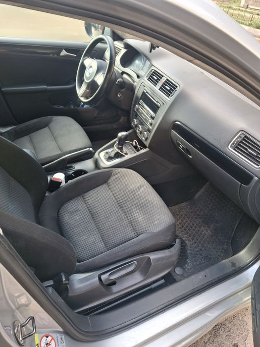 Volkswagen jetta 6  1.4tsi  2014г