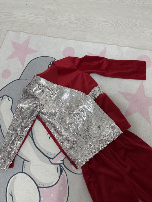 Продам костюм хорошего качества.