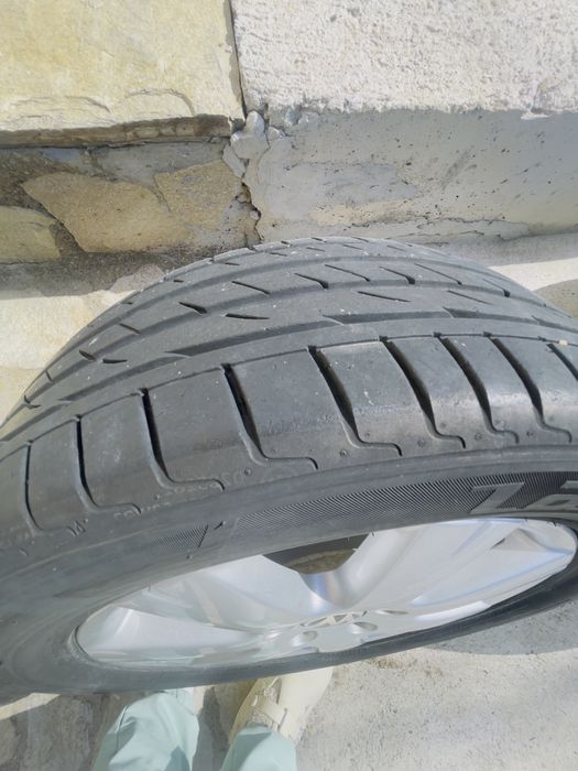 4 нр. гуми с джанти Голф 5,6