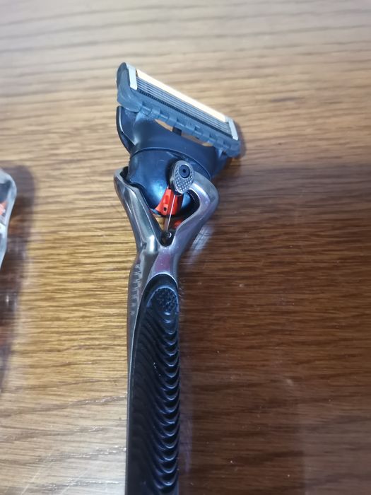 Gillette ProGlide Flexball impecabil