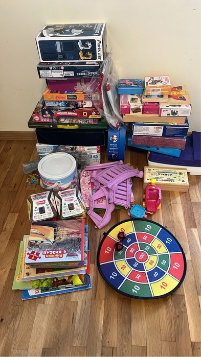 Разпродавам играчки