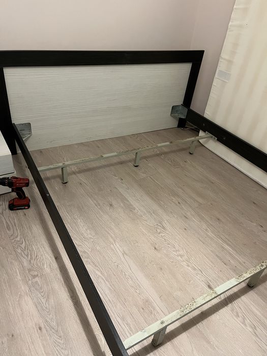 Спалня с гарсероб и шкафчета