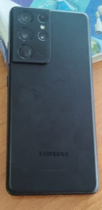 Samsung S21 Ultra.