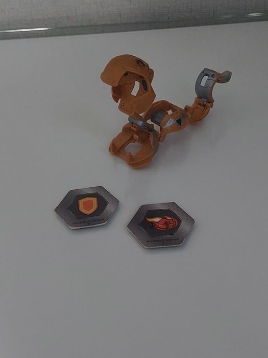 Продам игрушку Bakugan