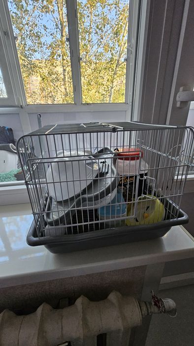 Продам клетку для хомячка