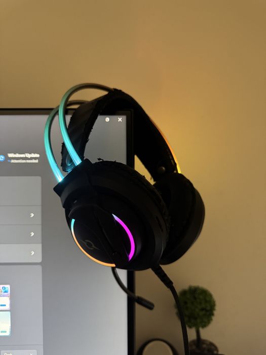 Căști Gaming Aqirys Cygnus RGB cu Microfon – Defecte, pentru Reparații sau Piese