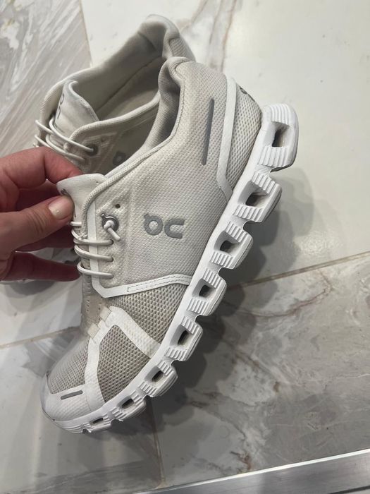 On Cloud сникърси,маратонки