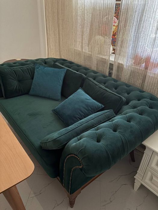 Роскошный винтажный диван